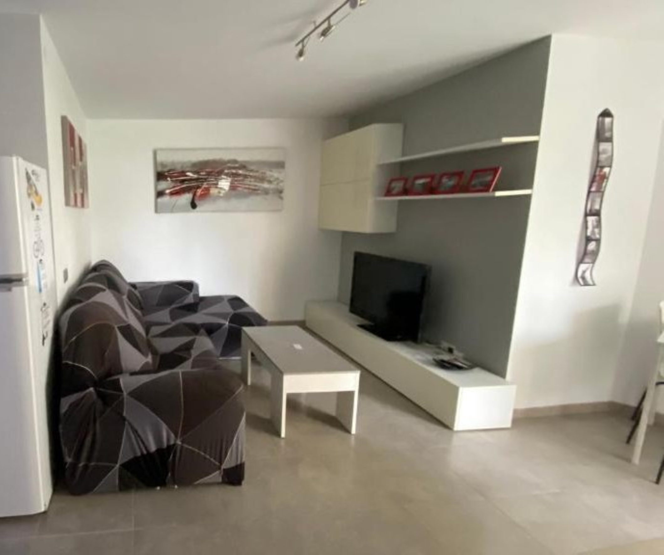 CALLE AVENIDA AMERICA 84