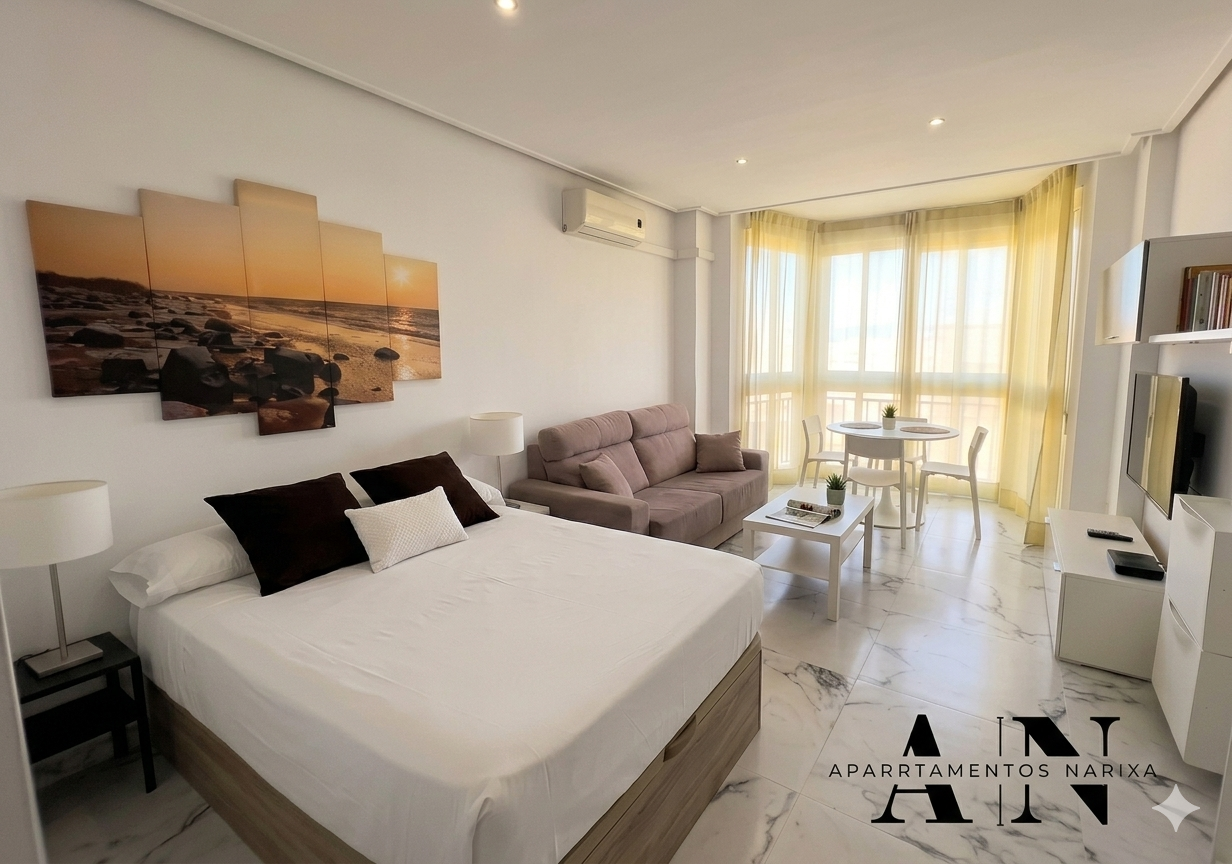 AV LOS MANANTIALES 24